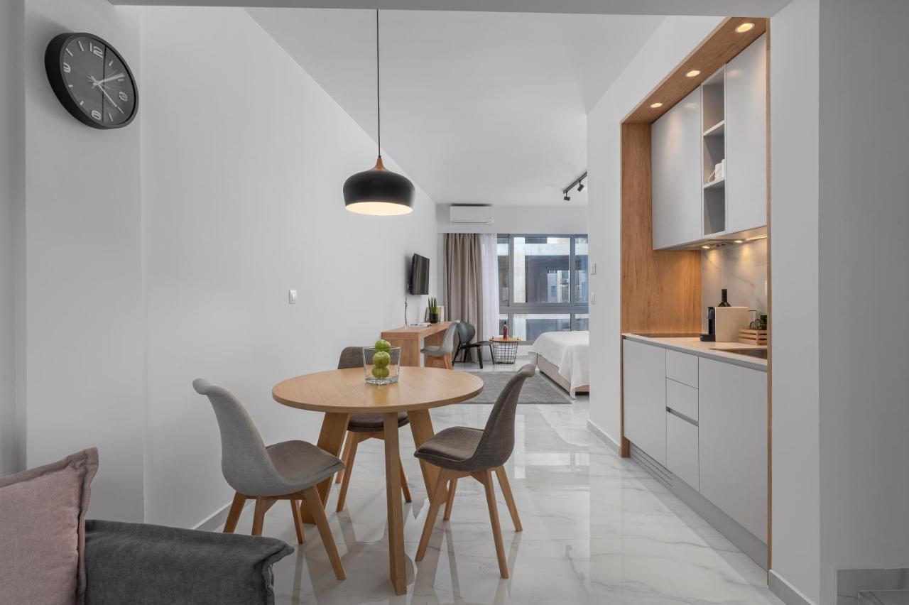 Ιωκα Suites / The Urbitality Project Thessaloniki Exterior foto